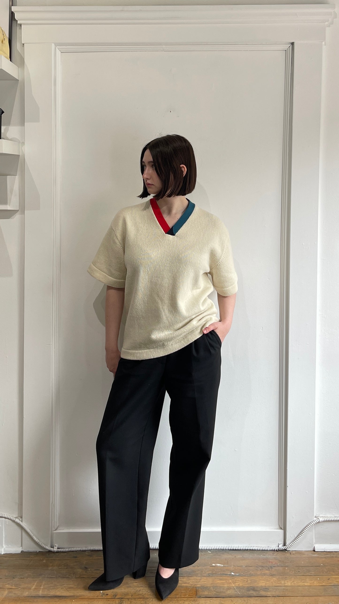 Jil Sander Cream, Green, & Red Wool Blend V-Neck Knit T-Shirt 44
