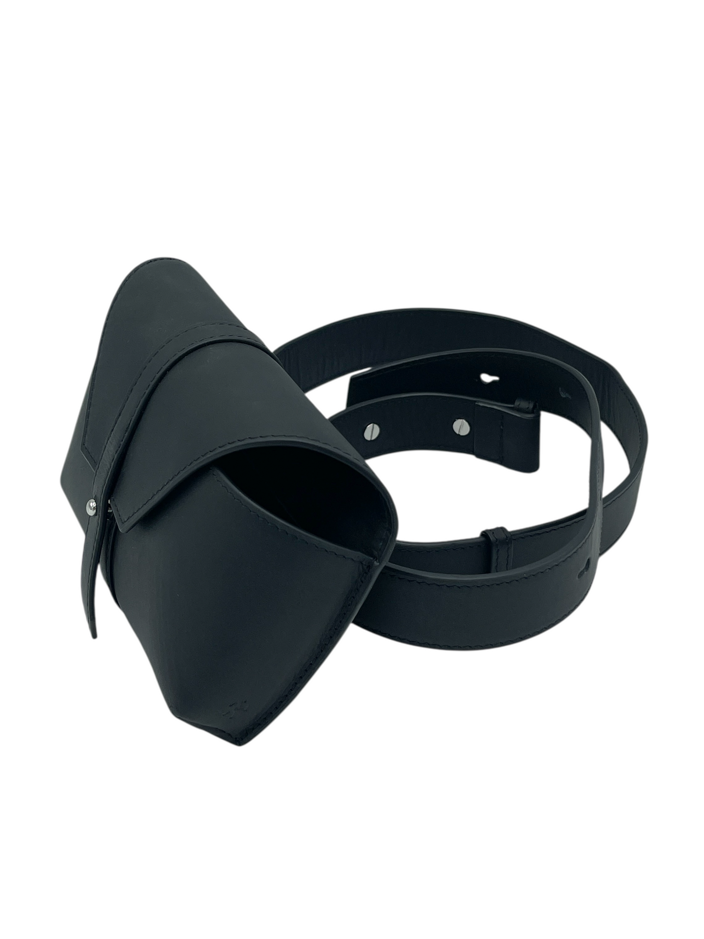 Want Les Essentiels Black Leather Small Waist Bag