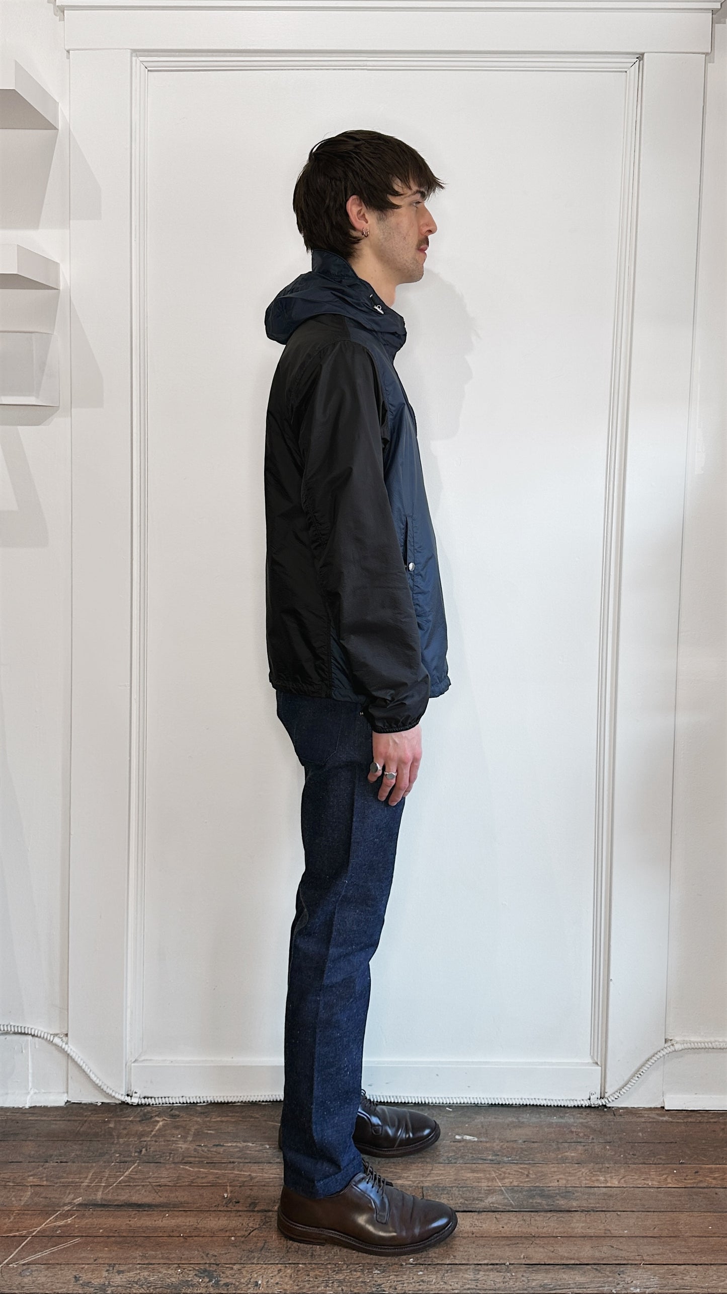 Burberry Navy & Black Lightweight Hooded Windbreaker Medium