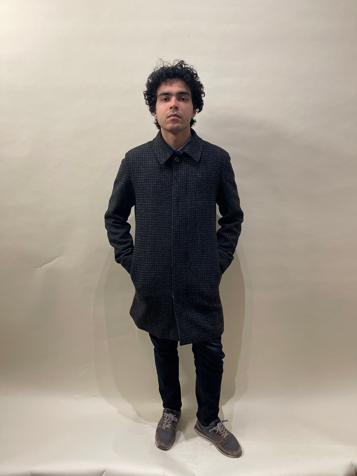 A.P.C. Black & Dark Grey Wool Harris Tweed Balmacaan Coat Medium - M