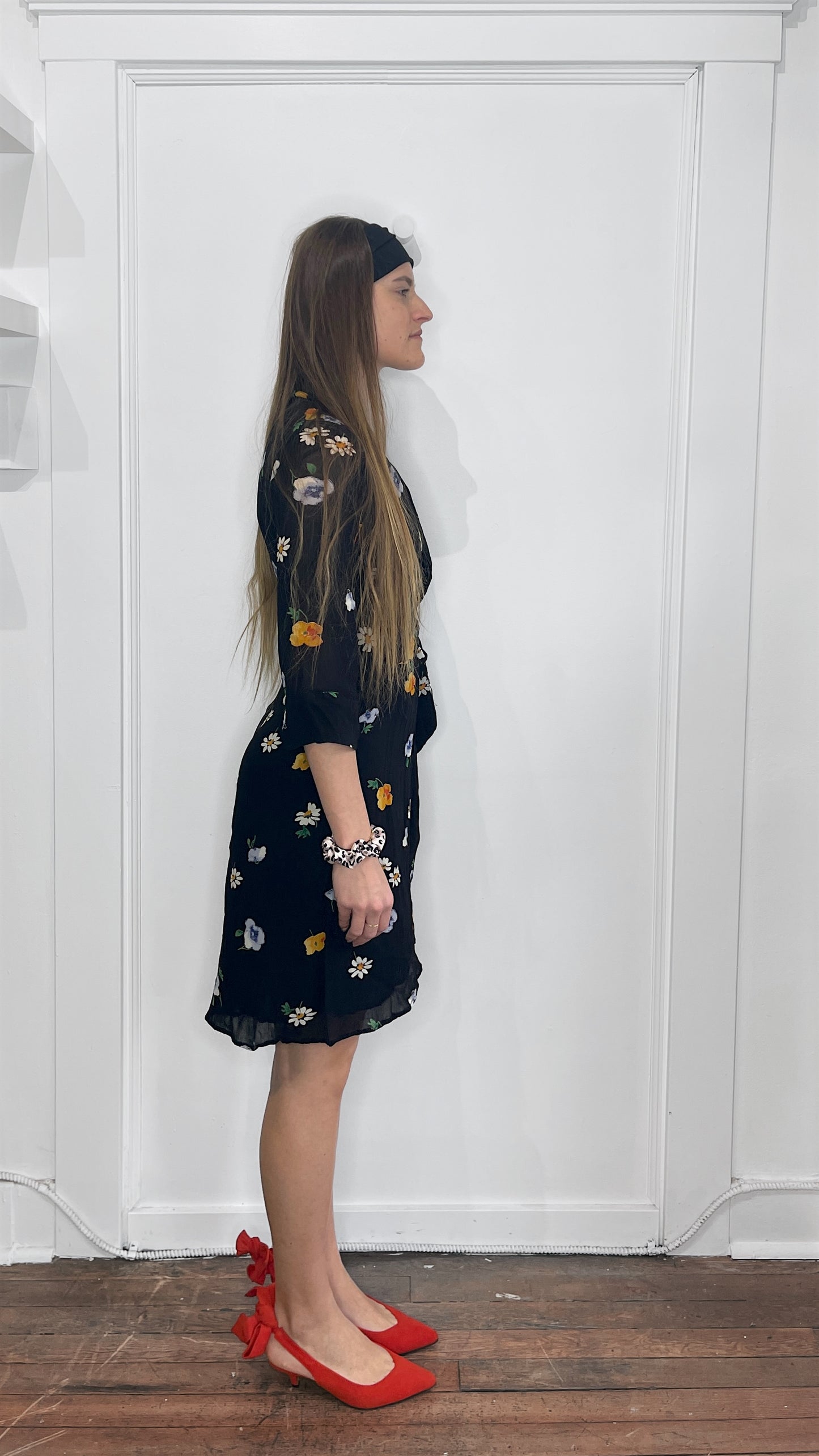Ganni Black & Multicolour Floral Pattern Midi Tie Front Dress 36
