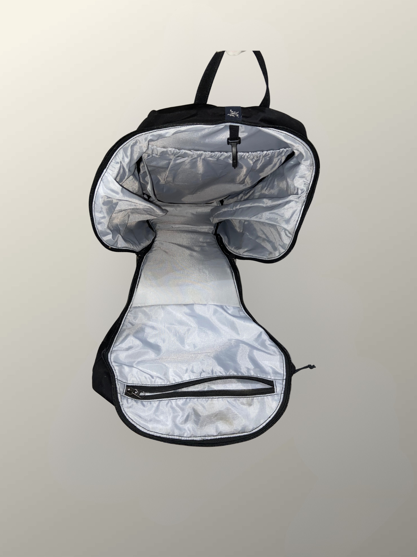 Arc'teryx Black Sebring 25 Backpack 25L