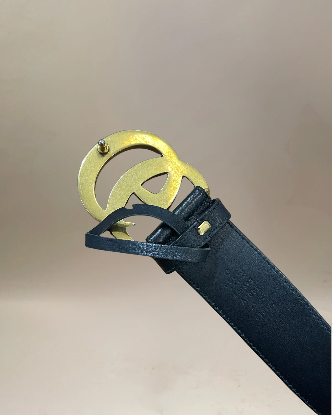 Gucci Black & Gold GG Logo 1.5" Leather Belt 30