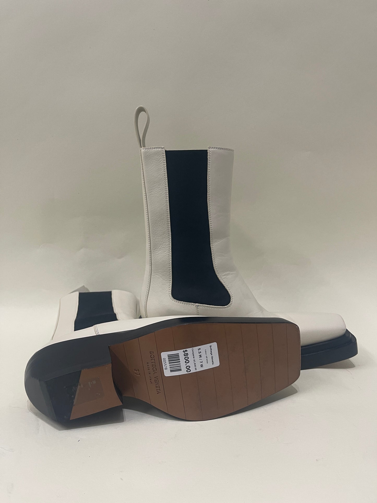 Bottega Veneta Off White Leather 'The Lean' Chelsea Boots 5.5 M / 7 W