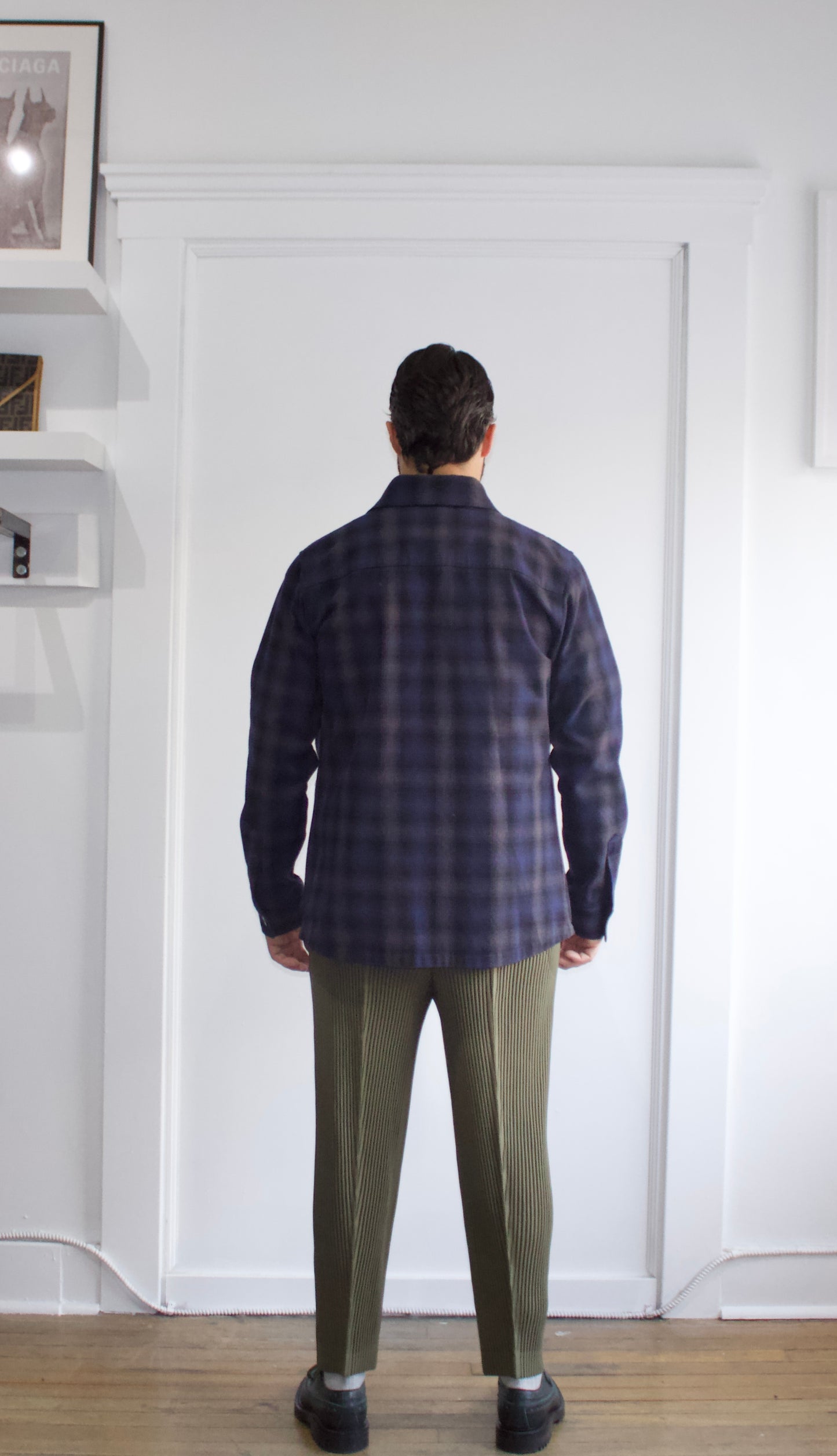 Outclass Navy, Black & Charcoal Glen Plaid Button Up Over Shirt Medium - Genuine Design Luxury Consignment. New & Pre-Owned Clothing, Shoes, & Accessories. Calgary, Canada