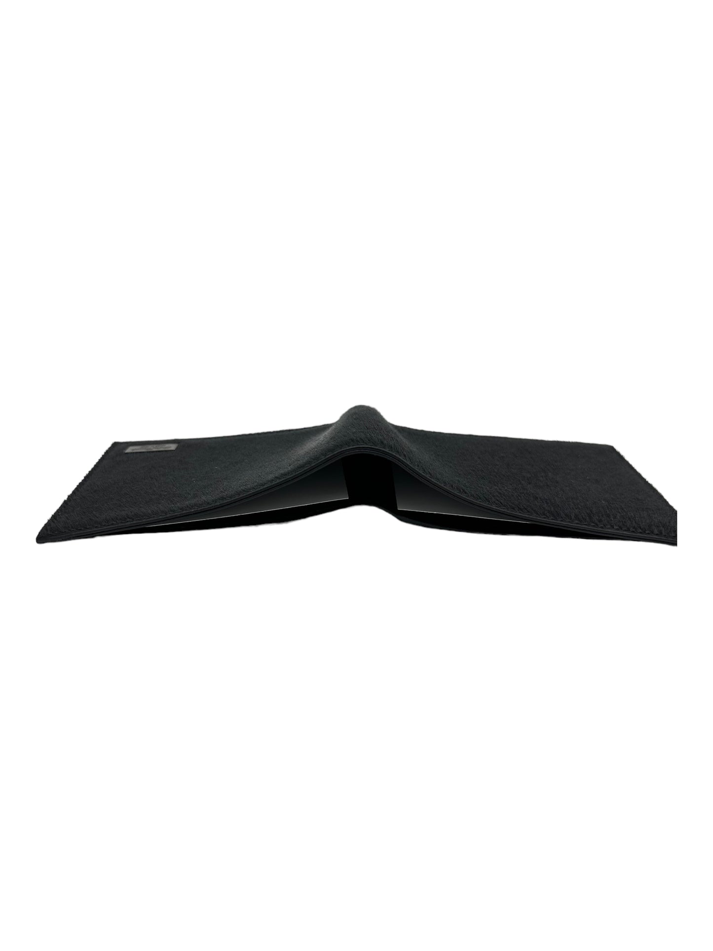 Salvatore Ferragamo Nero Black Bi-fold Wallet - Genuine Design Luxury Consignment for Men. New & Pre-Owned Clothing, Shoes, & Accessories. Calgary, Canada