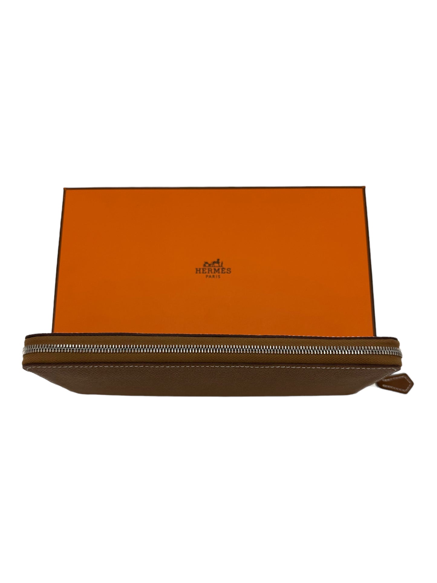 Hermés Brown Azap Classique Wallet - Genuine Design Luxury Consignment for Men. New & Pre-Owned Clothing, Shoes, & Accessories. Calgary, Canada