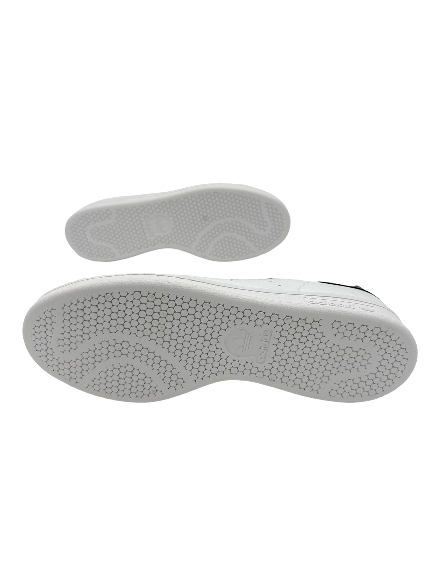 Adidas White Stan Smith Marimekko Unikko Sneakers - Genuine Design Luxury Consignment for Men. New & Pre-Owned Clothing, Shoes, & Accessories. Calgary, Canada