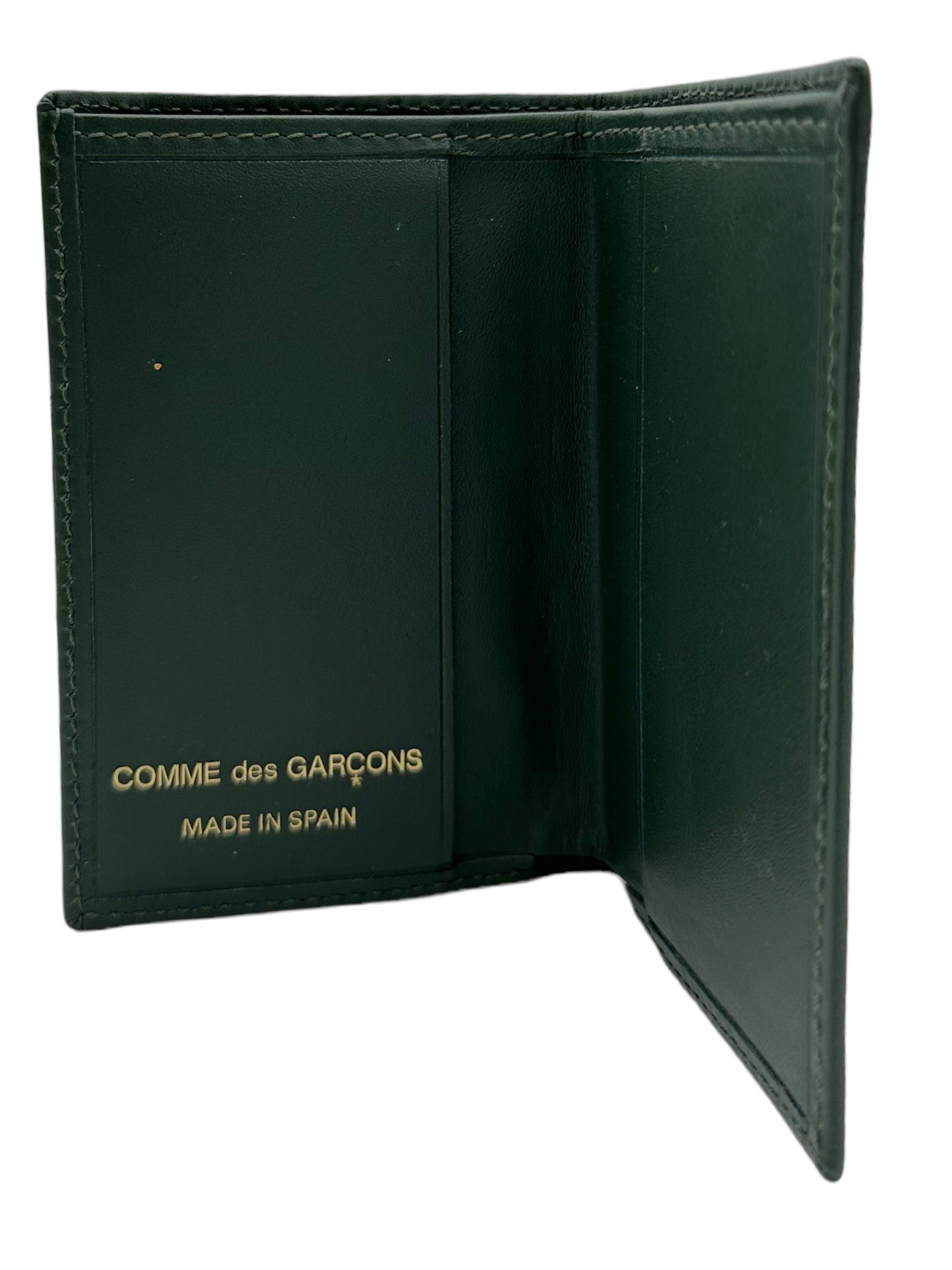 Comme Des Garcons Green Leather Bifold Cardholder - Genuine Design Luxury Consignment. New & Pre-Owned Clothing, Shoes, & Accessories. Calgary, Canada