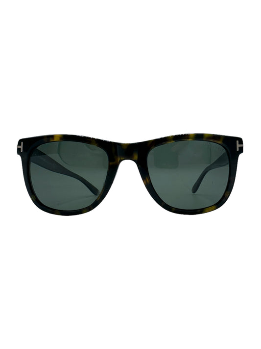 Tom Ford Brown Tortoiseshell Snowdon Sunglasses - Genuine Design Luxury Consignment for Men. New & Pre-Owned Clothing, Shoes, & Accessories. Calgary, Canada