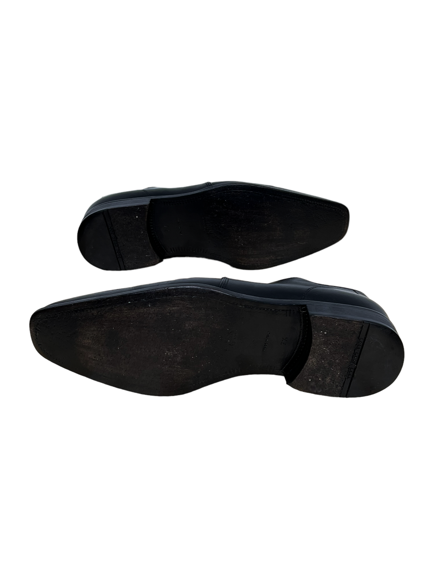 Hugo Boss Black Leather Derby Dress Shoe - Genuine Design Luxury Consignment for Men. New & Pre-Owned Clothing, Shoes, & Accessories. Calgary, Canada