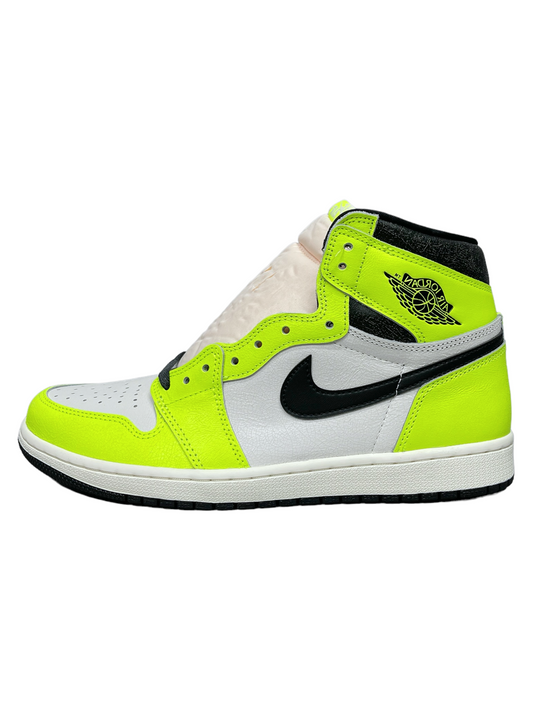 Jordan 1 Zoom CMFT Metallic Silver - Genuine Design Luxury Consignment for Men. New & Pre-Owned Clothing, Shoes, & Accessories. Calgary, Canada