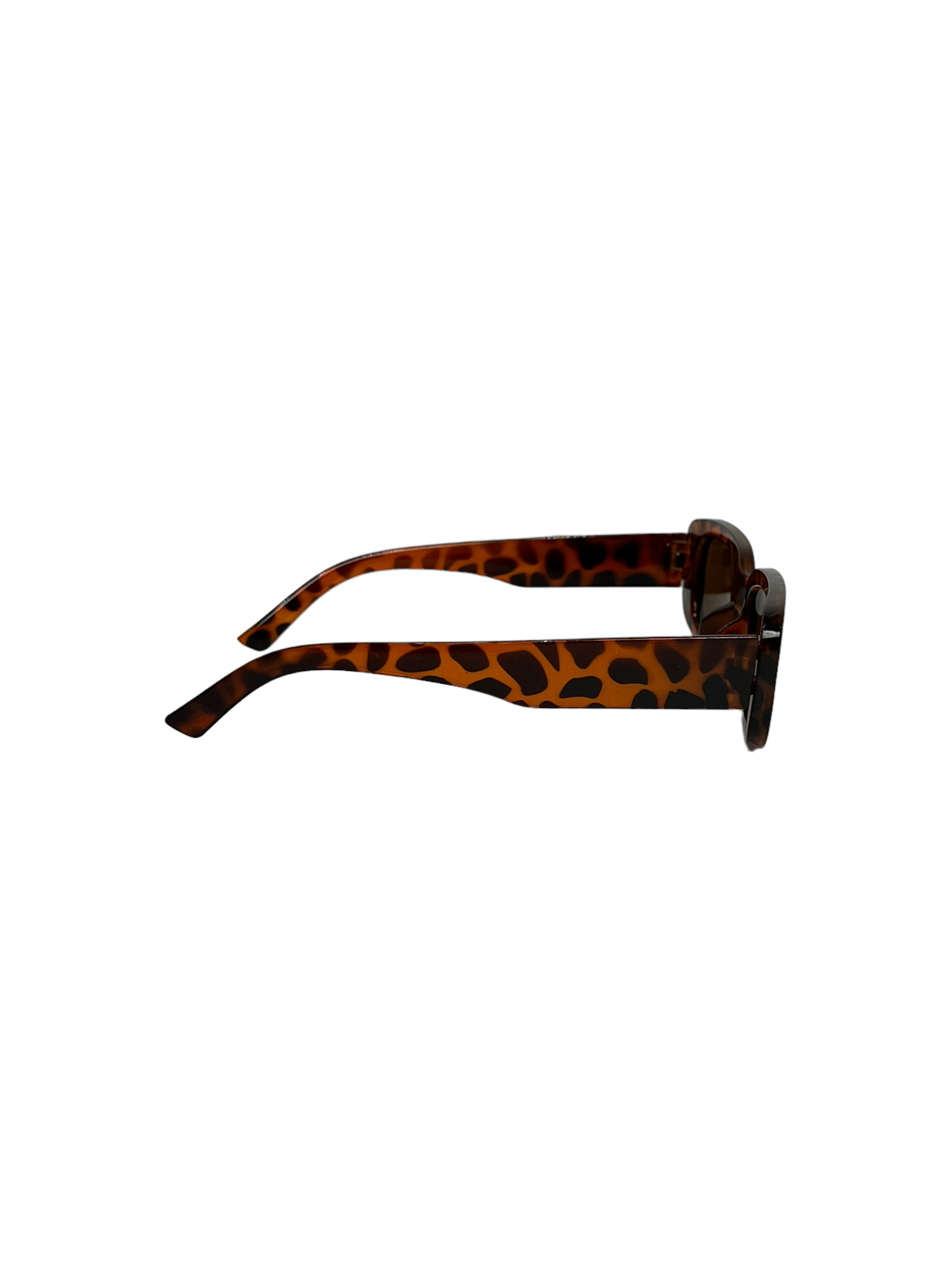 Oval Frame Everyday Sunglasses - Genuine Design Luxury Consignment for Men. New & Pre-Owned Clothing, Shoes, & Accessories. Calgary, Canada