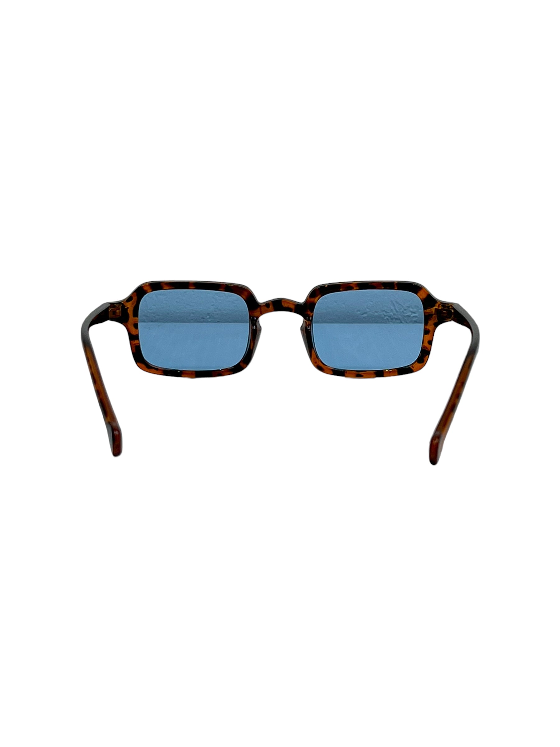 Rectangle Frame Minimal Sunglasses - Genuine Design Luxury Consignment for Men. New & Pre-Owned Clothing, Shoes, & Accessories. Calgary, Canada