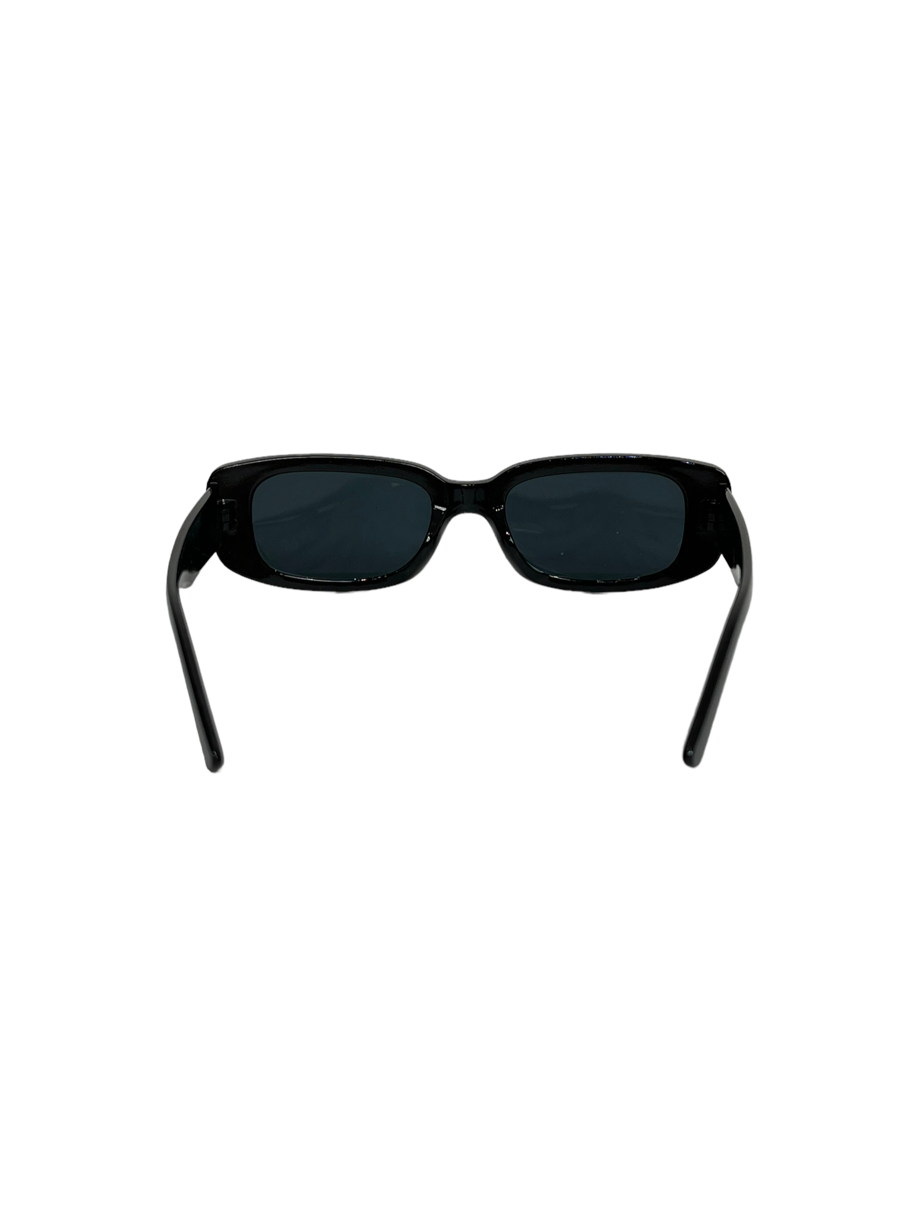 Oval Frame Everyday Sunglasses - Genuine Design Luxury Consignment for Men. New & Pre-Owned Clothing, Shoes, & Accessories. Calgary, Canada