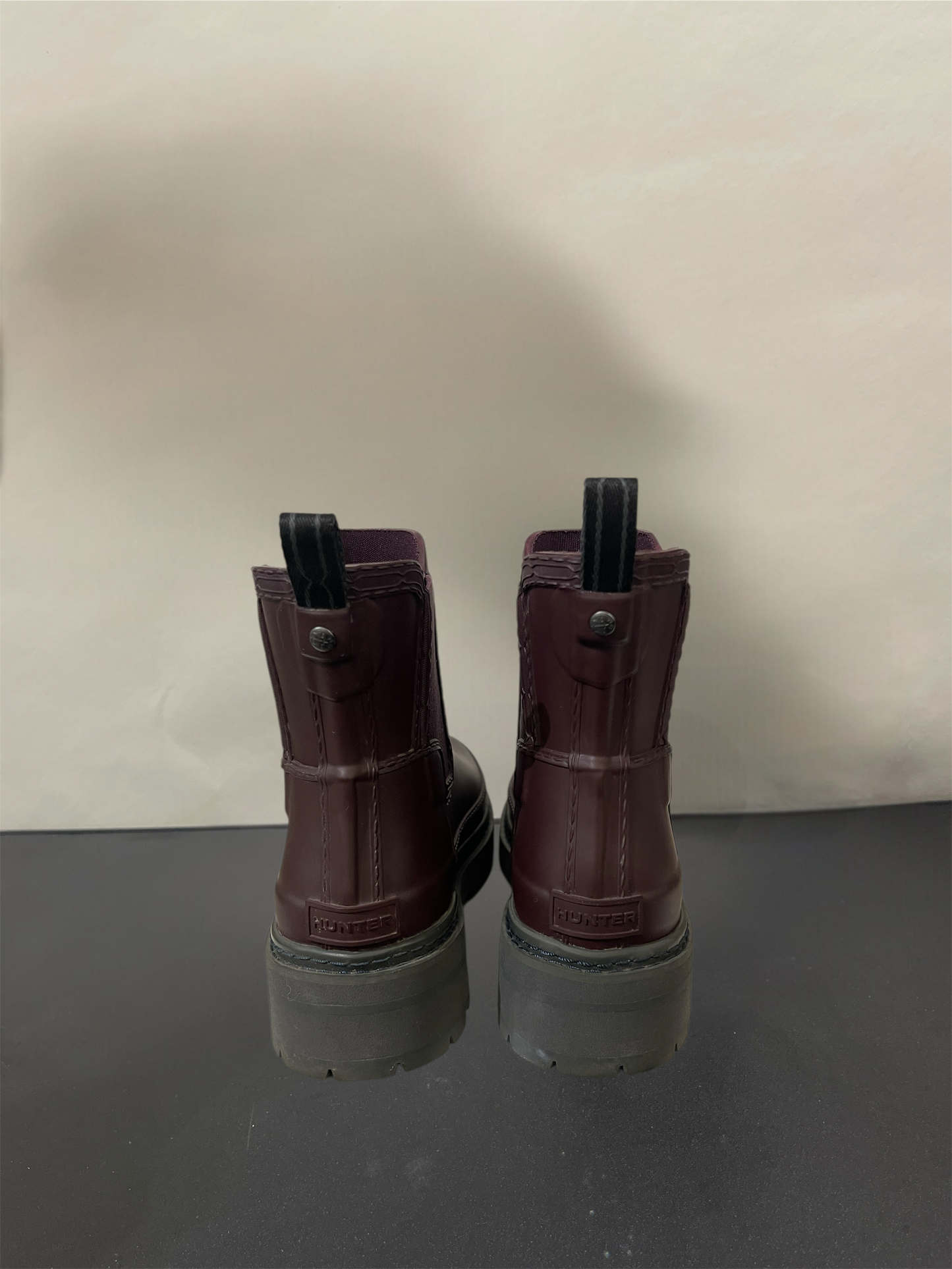 Hunter Maroon Rubber Chelsea Boots 4.5 M / 6 W
