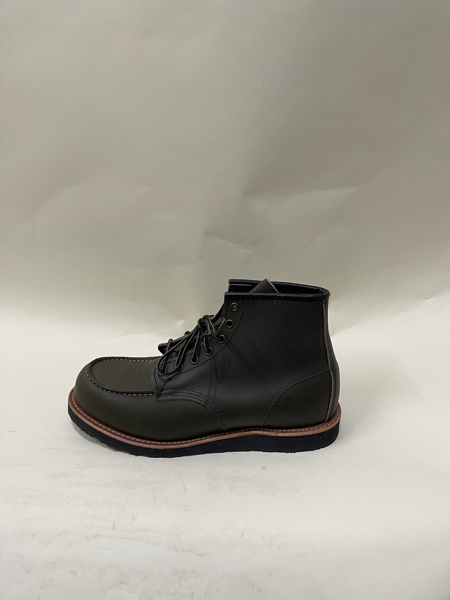 Red Wing Shoes Dark Green Leather Classic Moc Toe Boots 10 M / 11.5 W