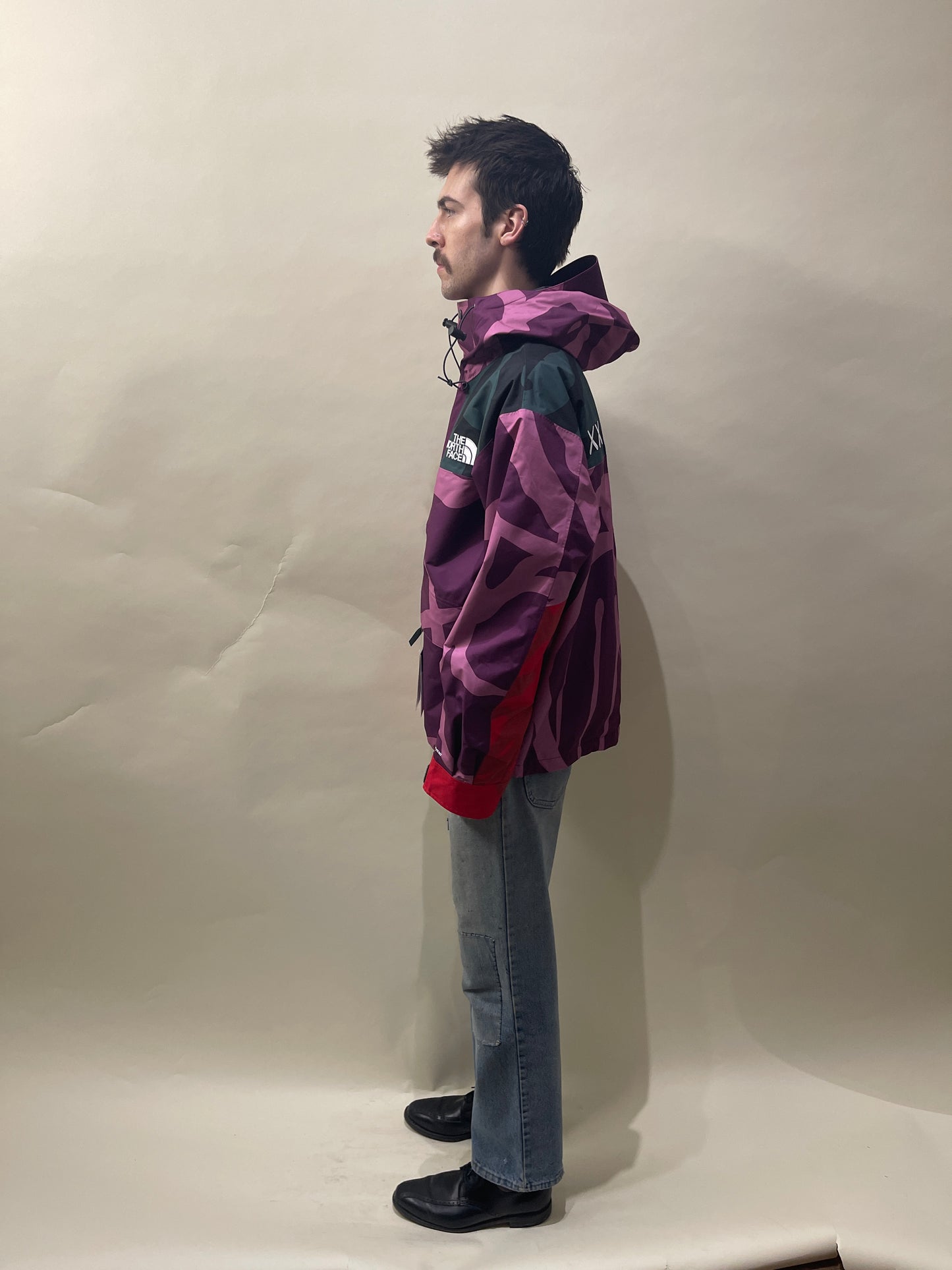 The North Face x KAWS Multicolour Camo 86 Mountain Jacket Medium - M