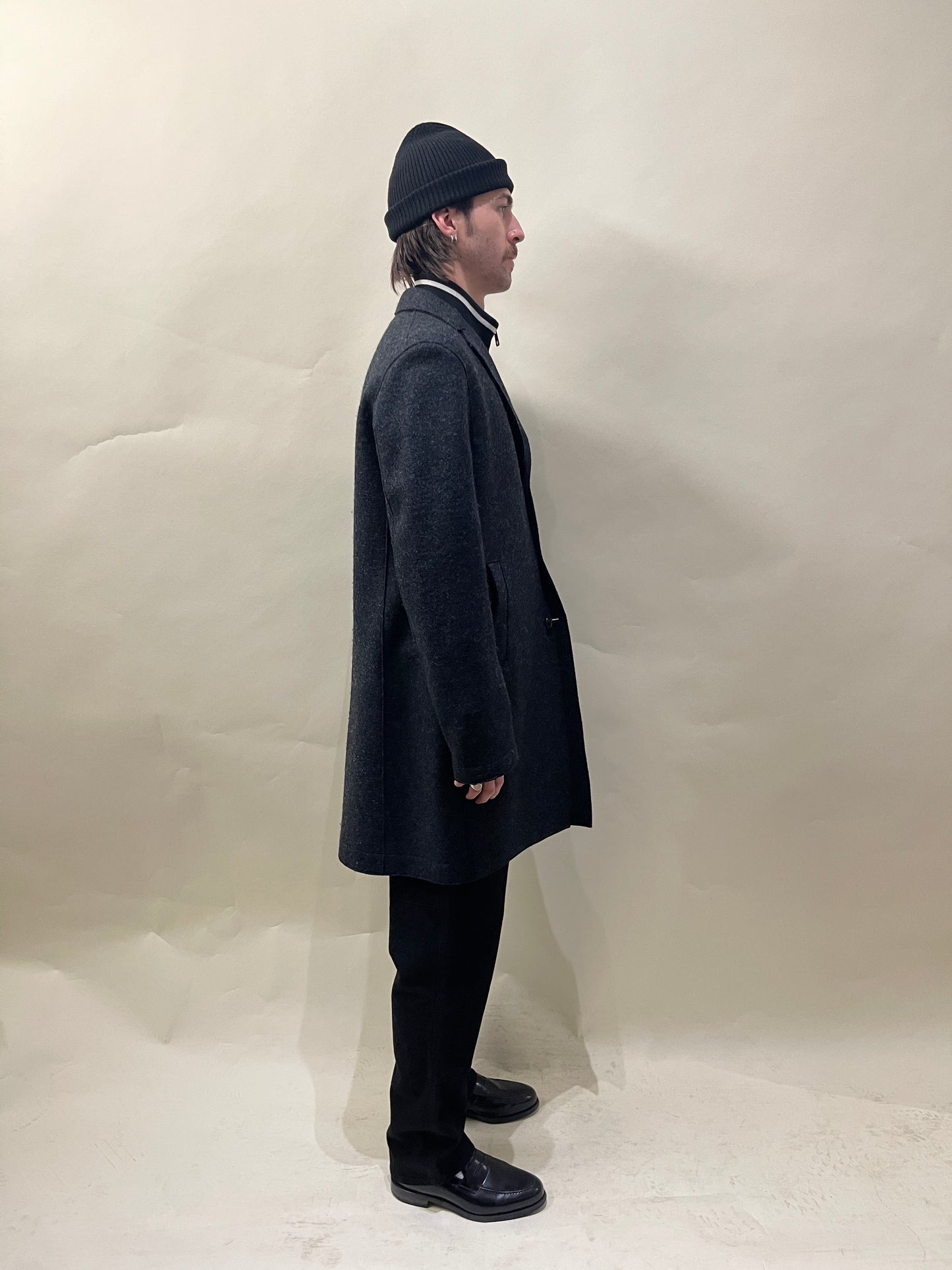 Harris Wharf London Charcoal Grey Virgin Wool Overcoat 42