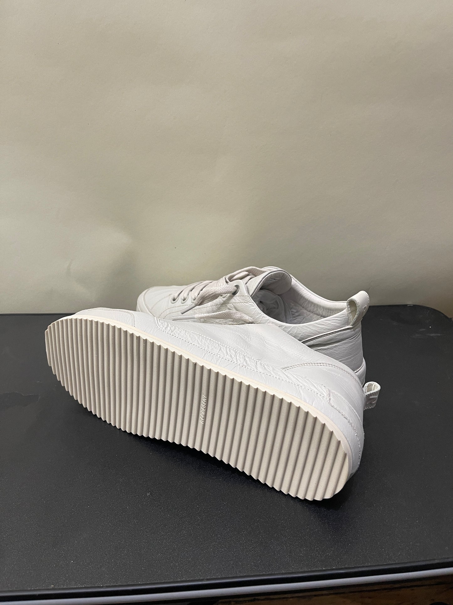 Represent Vintage White Crinkle Leather Alpha Wrap Sneakers 10.5 M / 12 W