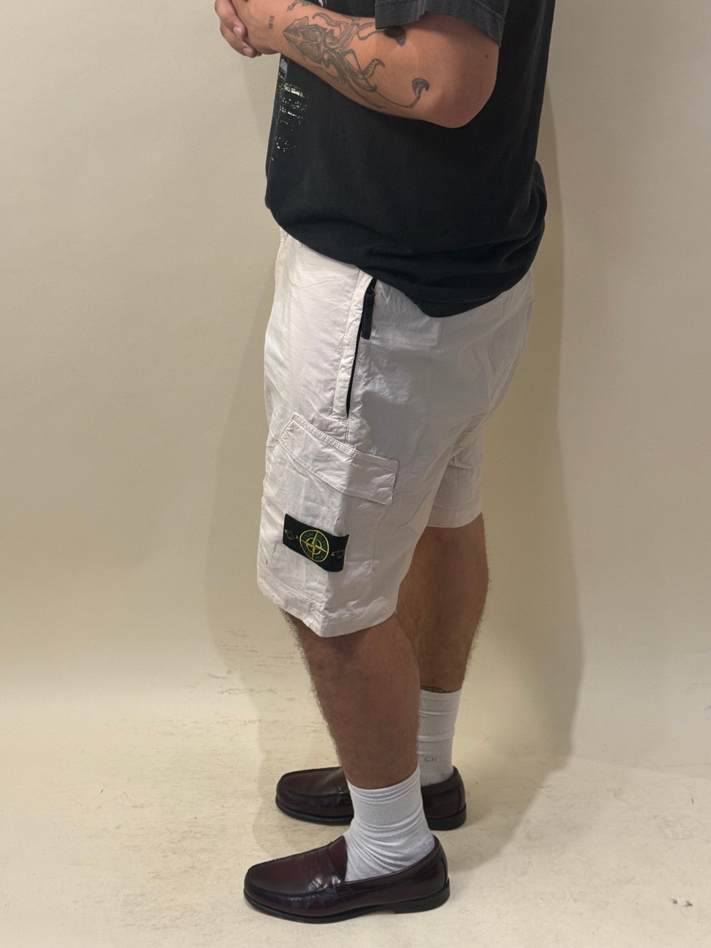 Stone Island Off White Light Cotton Cargo Shorts 36