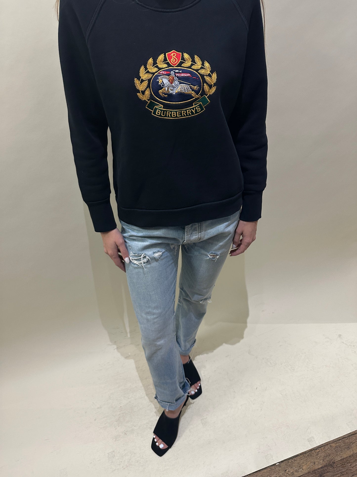 Burberry Black Raglan Sleeve Crest Logo Crewneck Sweatshirt Medium - M