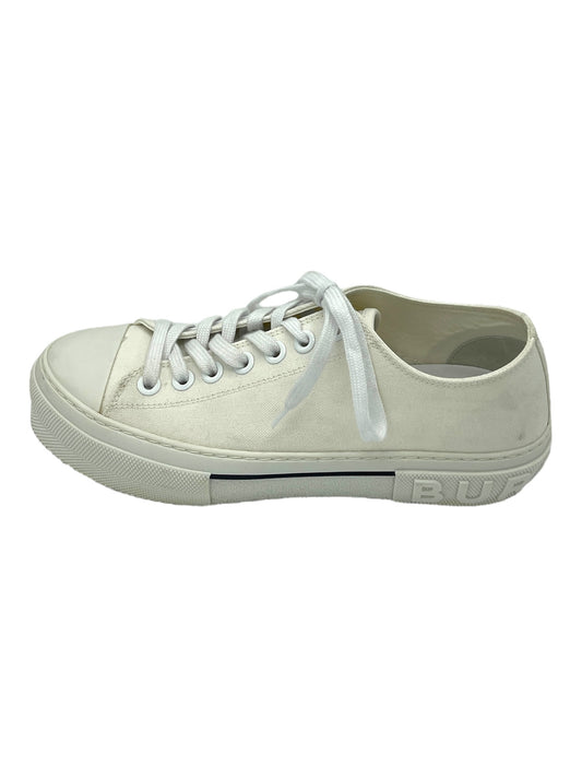 Burberry White Canvas Cap Toe Sneakers 8 M / 9.5 W