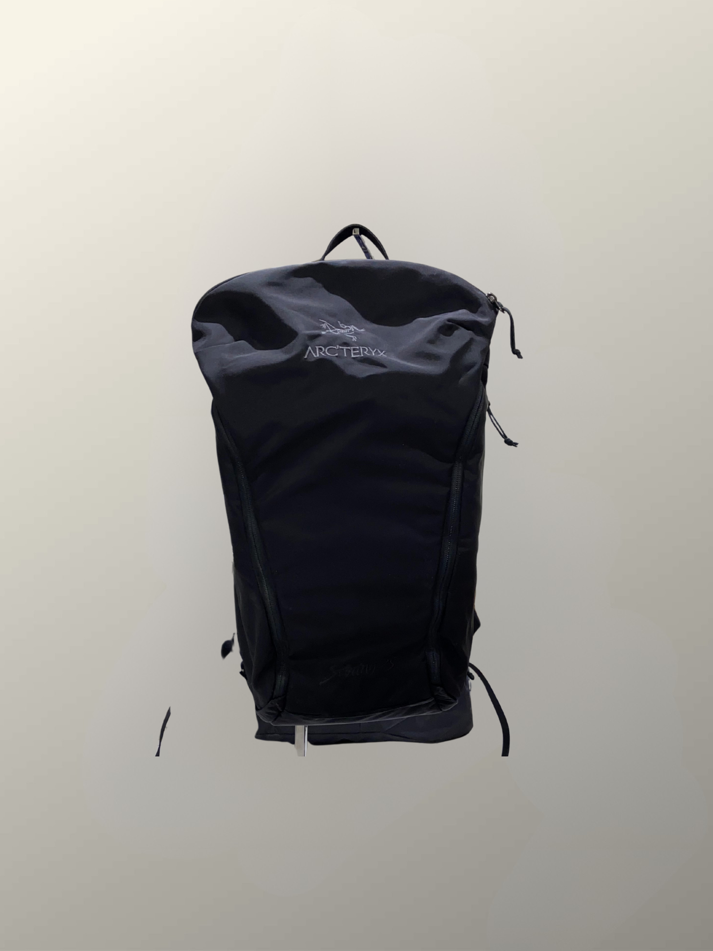 Arc'teryx Black Sebring 25 Backpack 25L