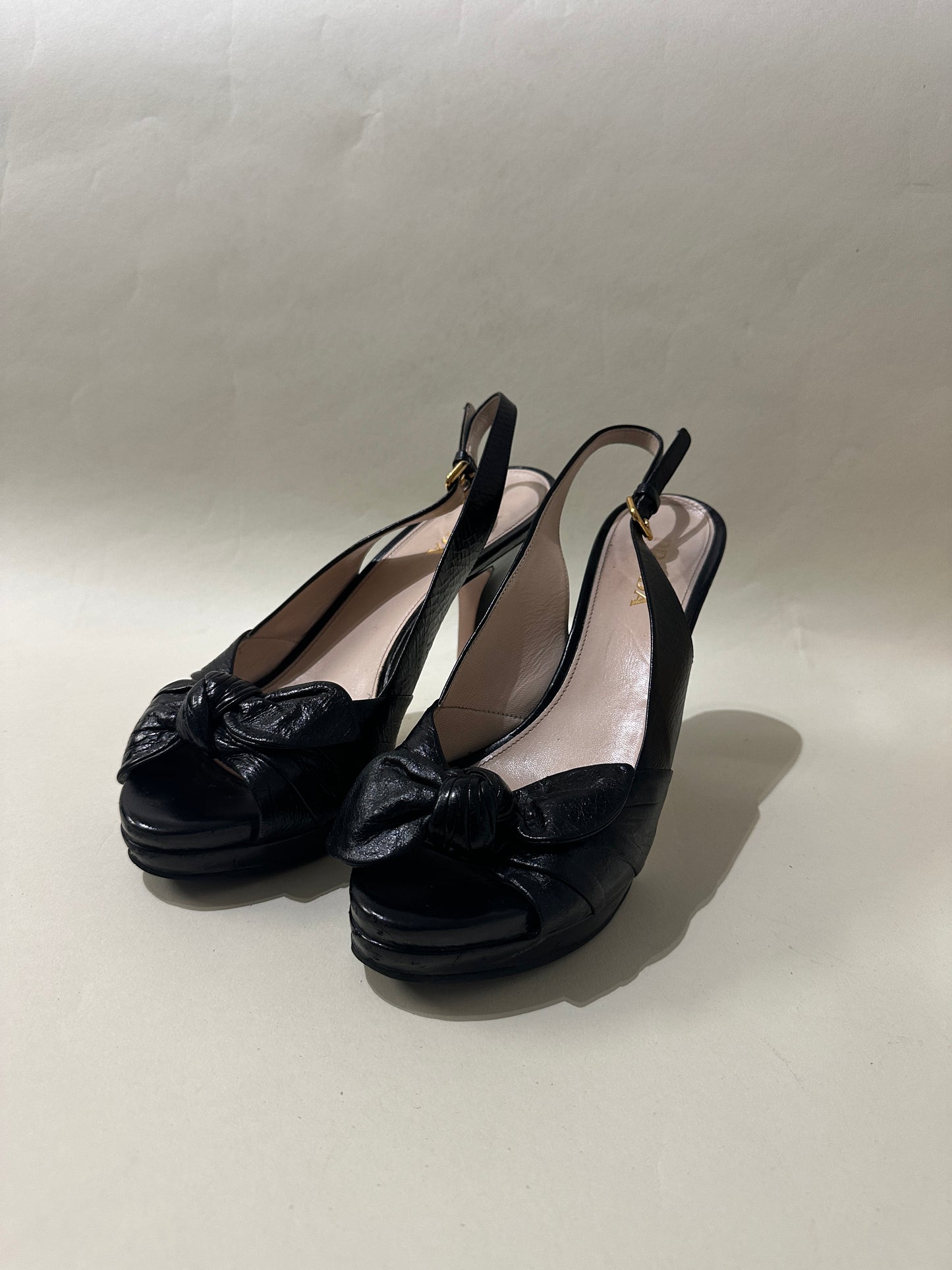 Prada Black Leather Bow Front Slingback Heels 7 M / 8.5 W