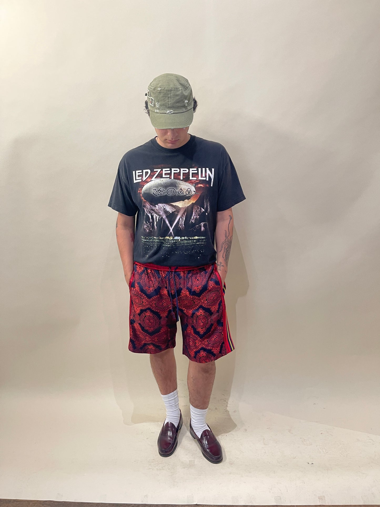 Gucci Red & Navy Floral Brocade Shorts 36