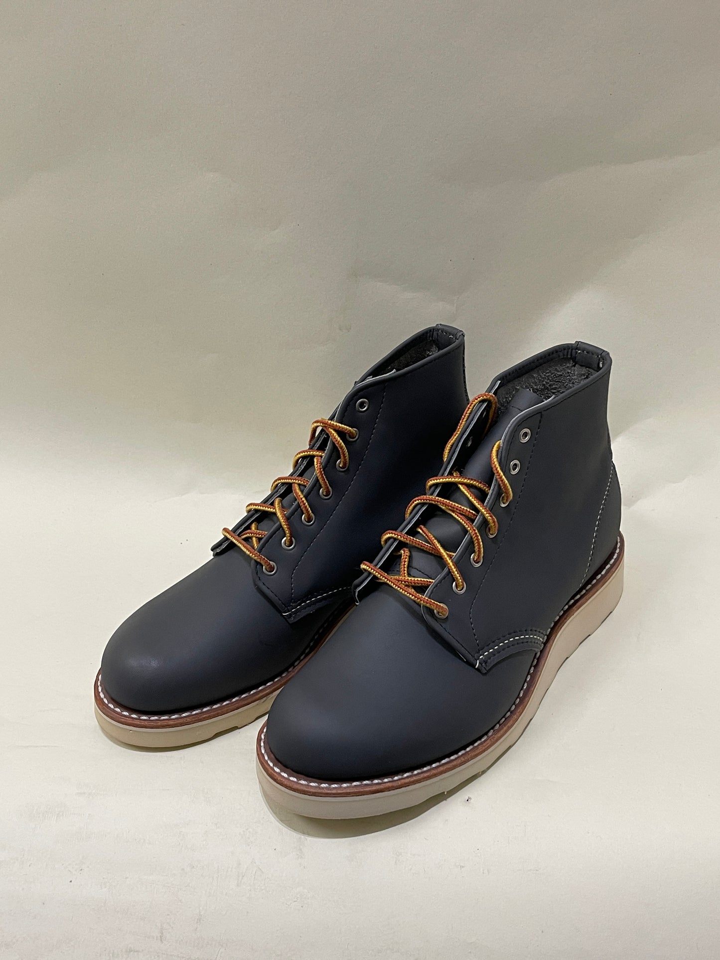 Red Wing Shoes Stone Grey Leather 6" Round Toe Boots 6.5 M / 8 W