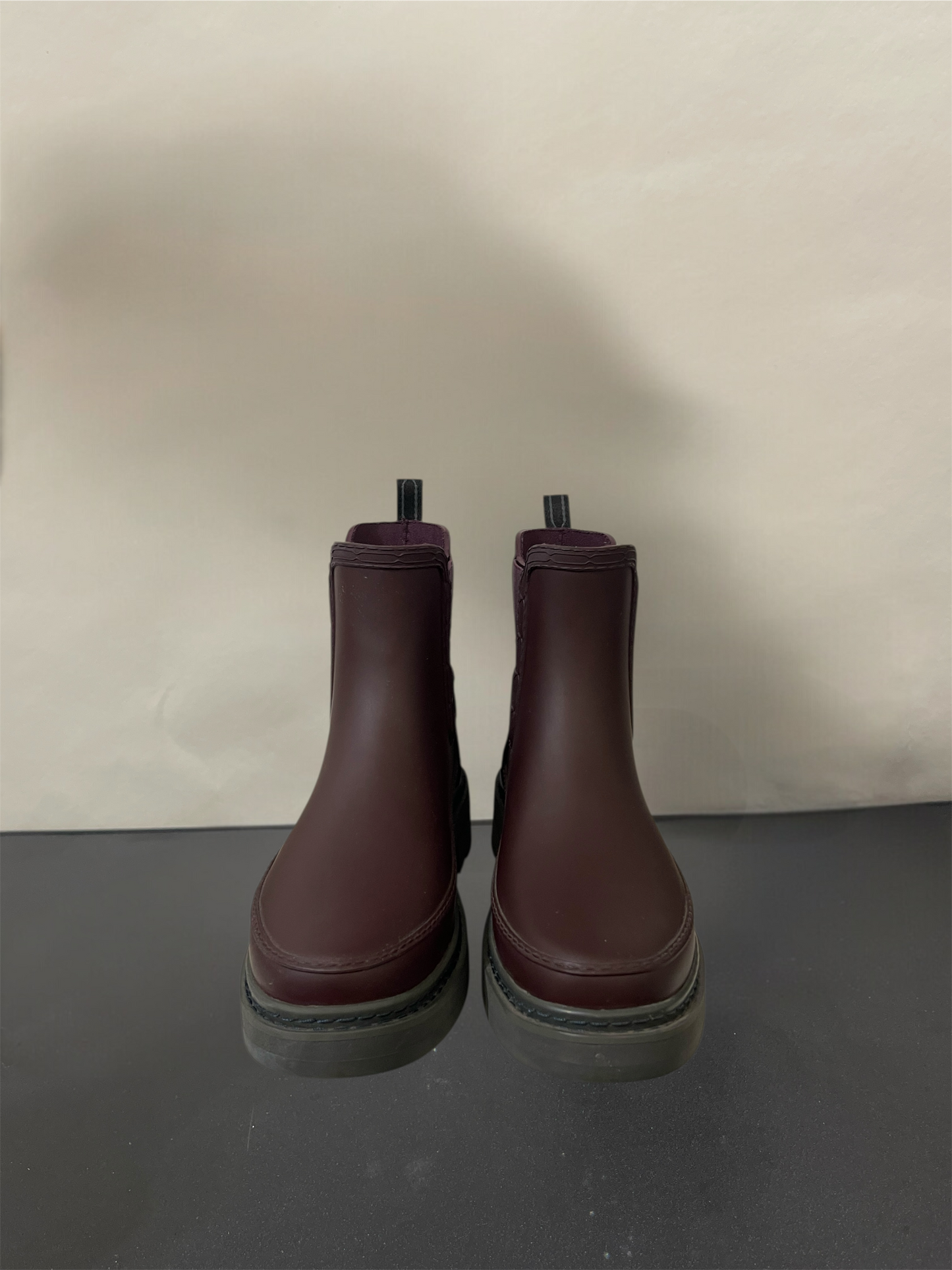 Hunter Maroon Rubber Chelsea Boots 4.5 M / 6 W