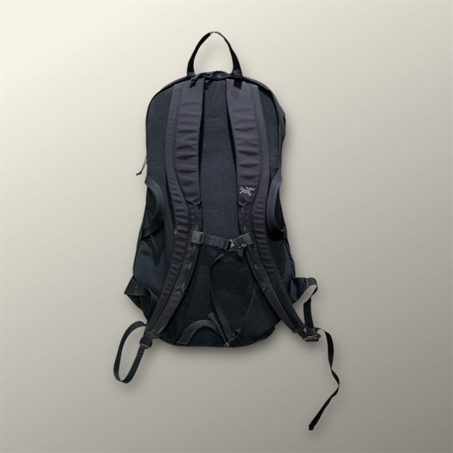 Arc'teryx Black Sebring 25 Backpack 25L