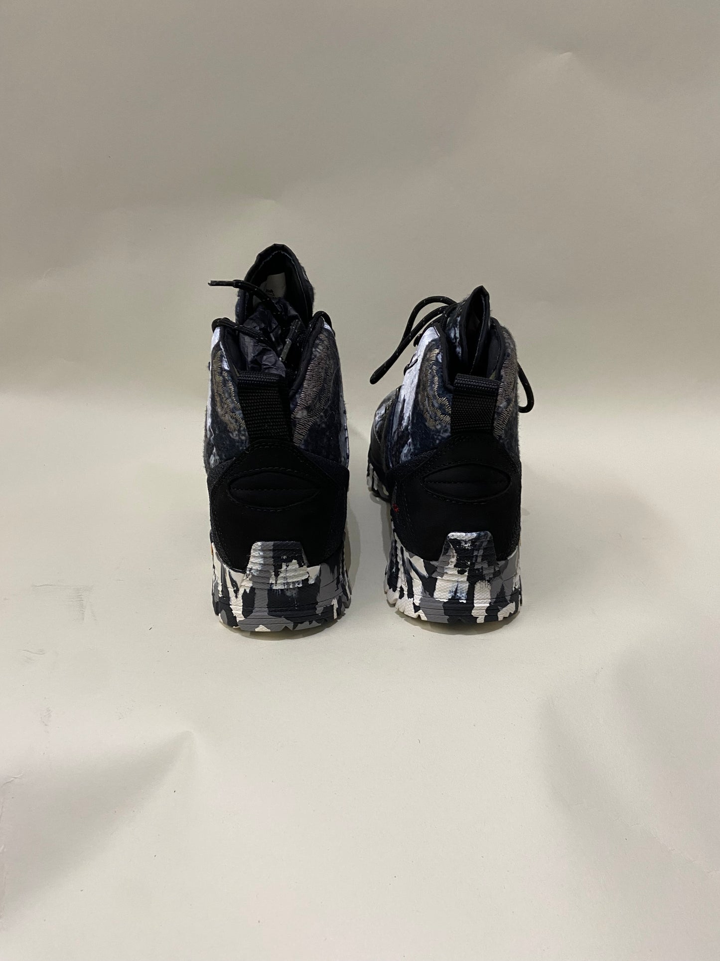 ROA Multicolour Camo Andreas Hiking Boots 7 M / 8.5 W