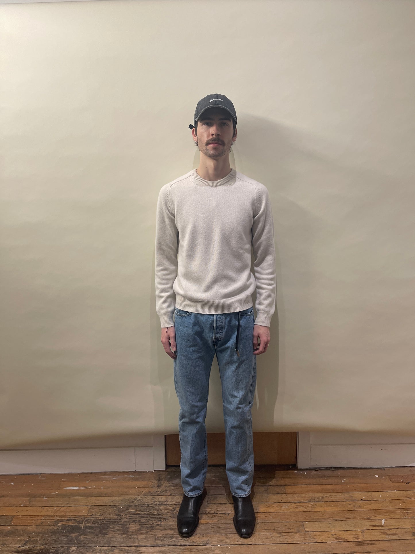 Tom Ford Off White Cashmere Crewneck Knit Sweater 38