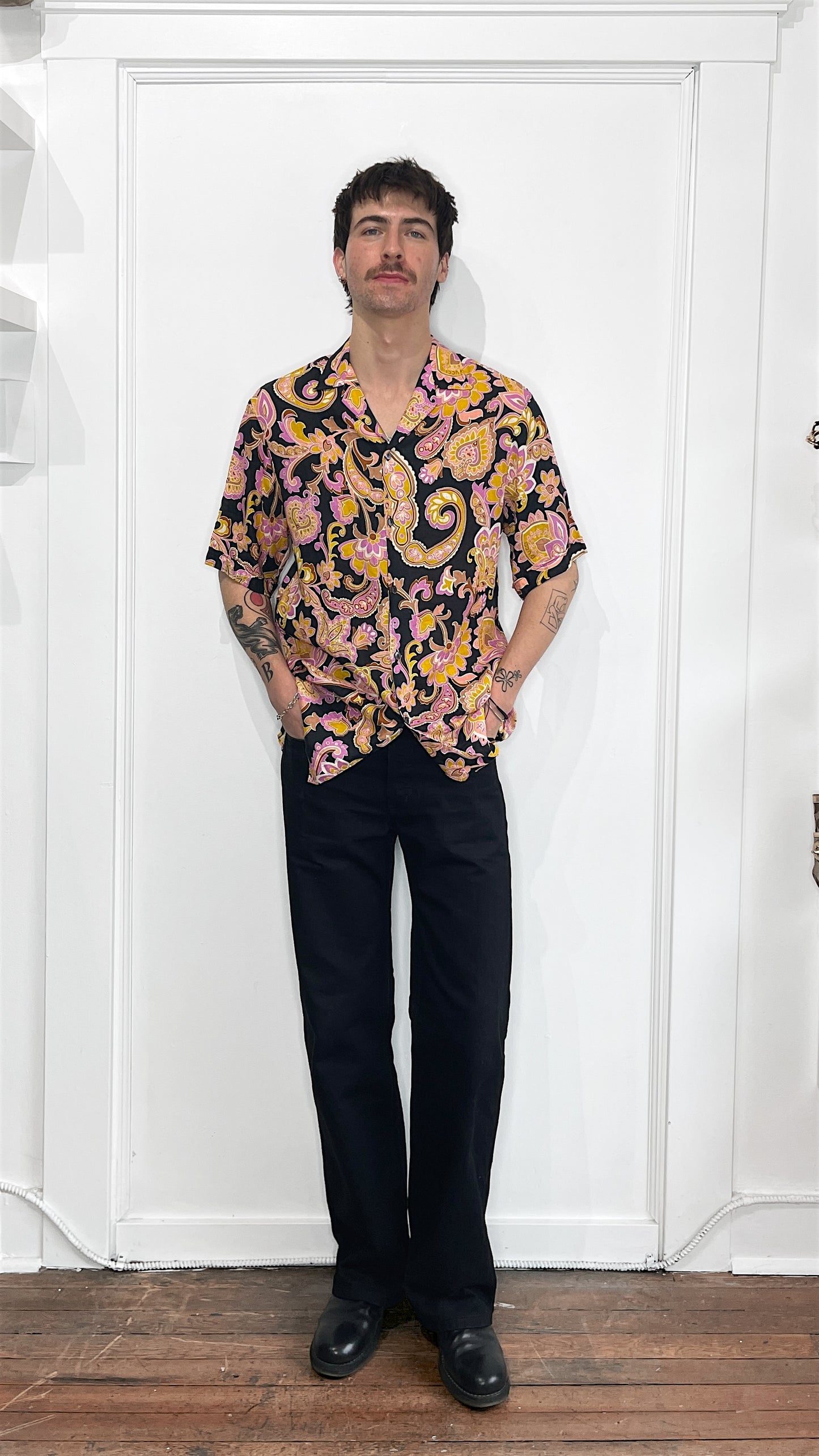 Gucci Black, Pink, & Yellow Floral Linen SS Button Up 44