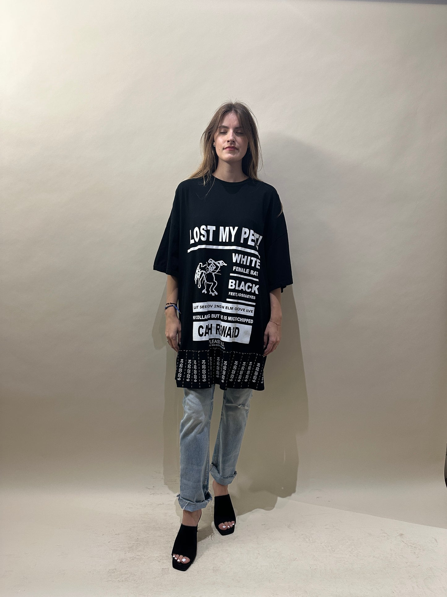 MM6 Black & White 'Lost My Pet' Oversized T-Shirt Large - L