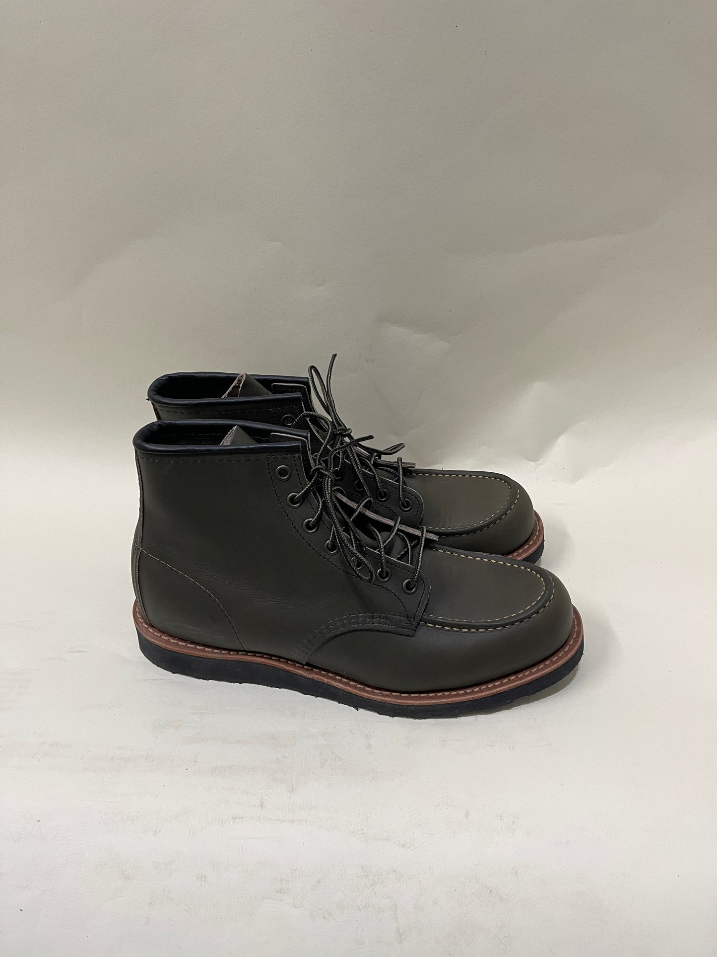 Red Wing Shoes Dark Green Leather Classic Moc Toe Boots 10 M / 11.5 W