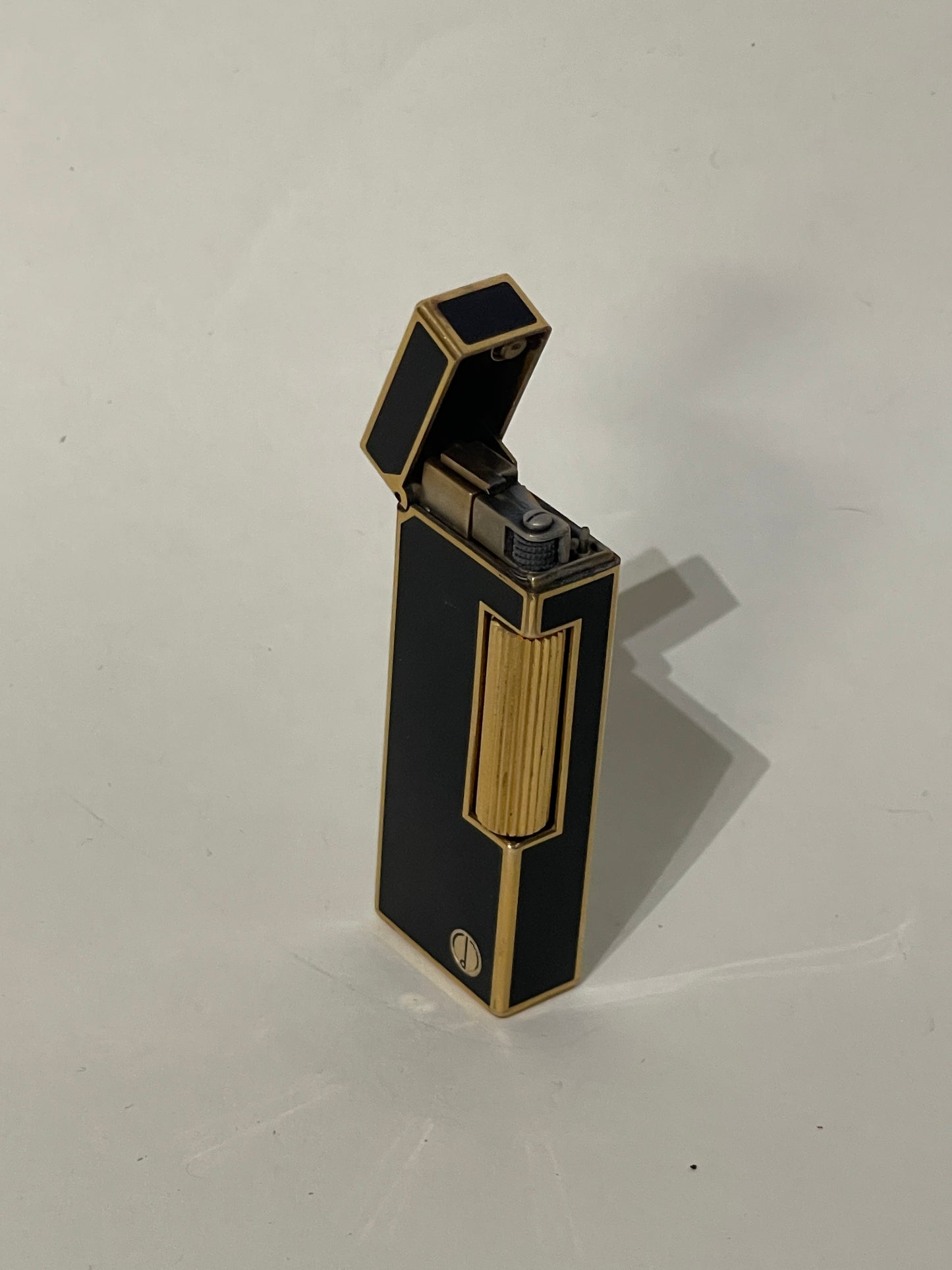 Dunhill Black & Gold Rollagas Lighter