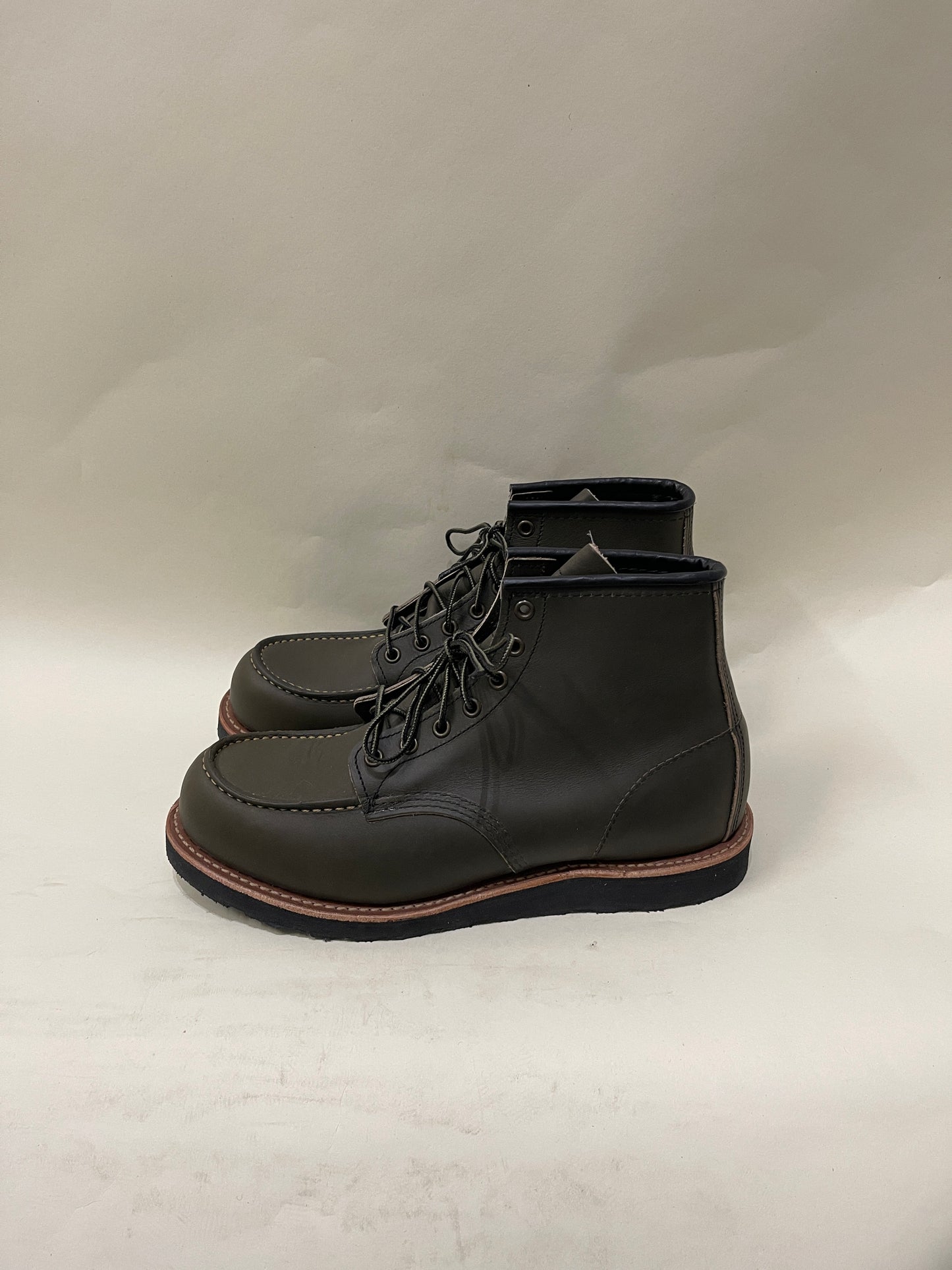 Red Wing Shoes Dark Green Leather Classic Moc Toe Boots 10 M / 11.5 W