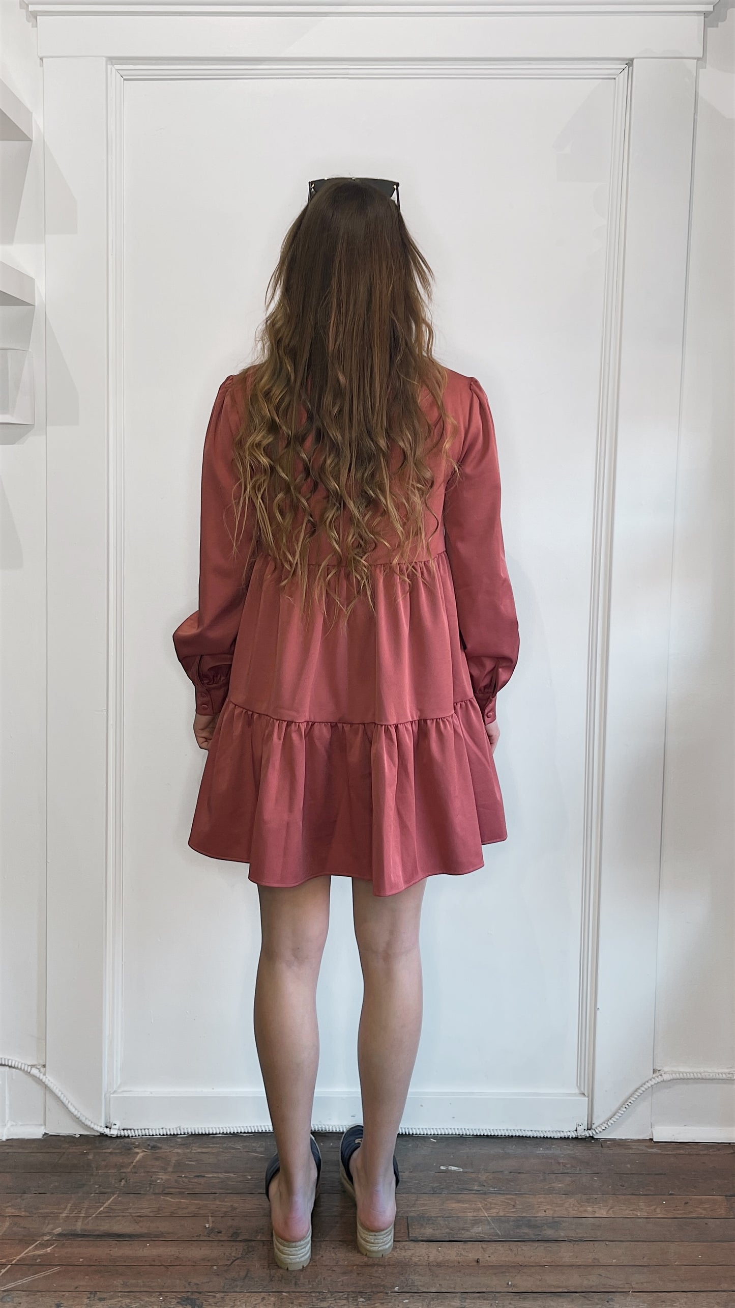 En Saison Rosy Red LS Midi Dress Medium