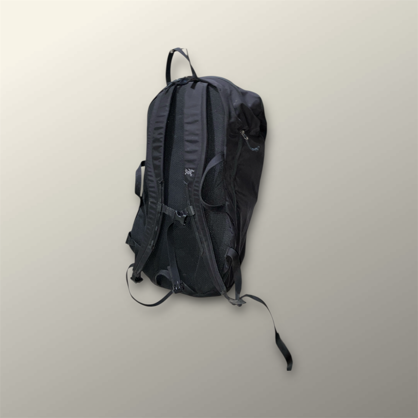 Arc'teryx Black Sebring 25 Backpack 25L