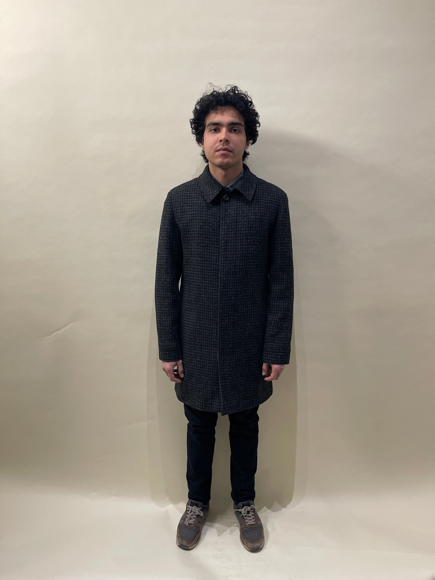 A.P.C. Black & Dark Grey Wool Harris Tweed Balmacaan Coat Medium - M