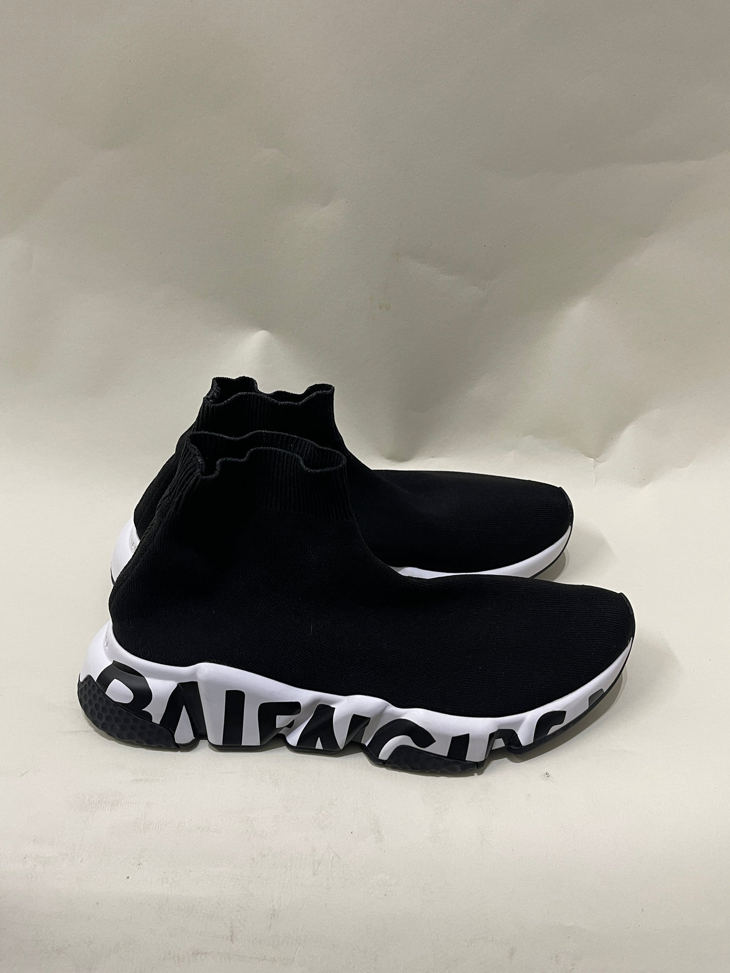Balenciaga Black & White Speed Graffiti Trainers 8.5 M / 10 W