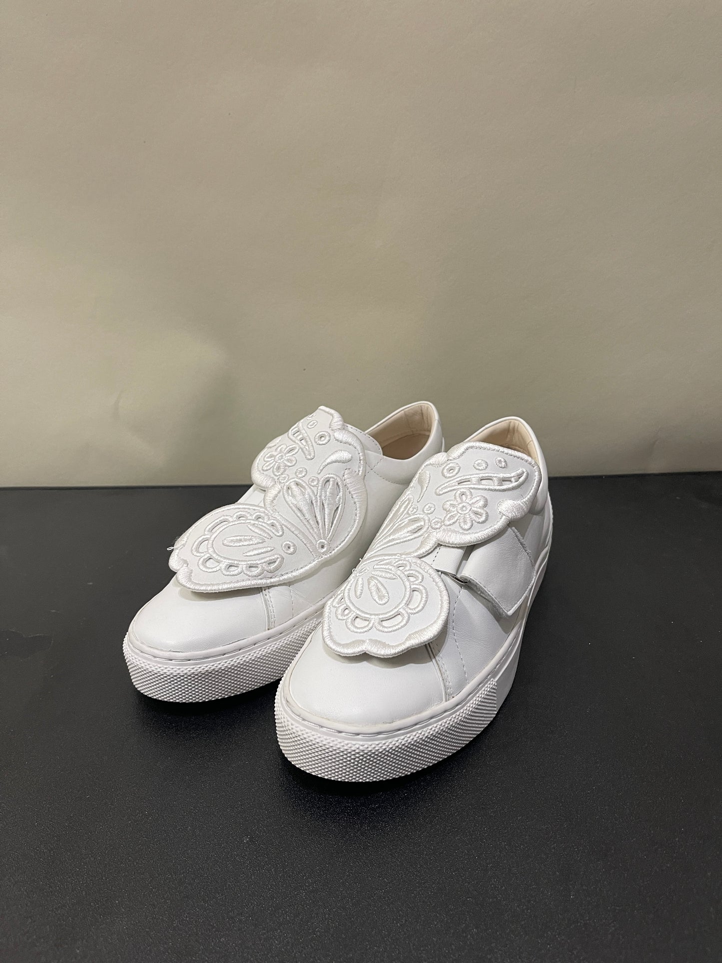 Sophia Webster White Leather Butterfly Sneakers 5.5 M / 7 W