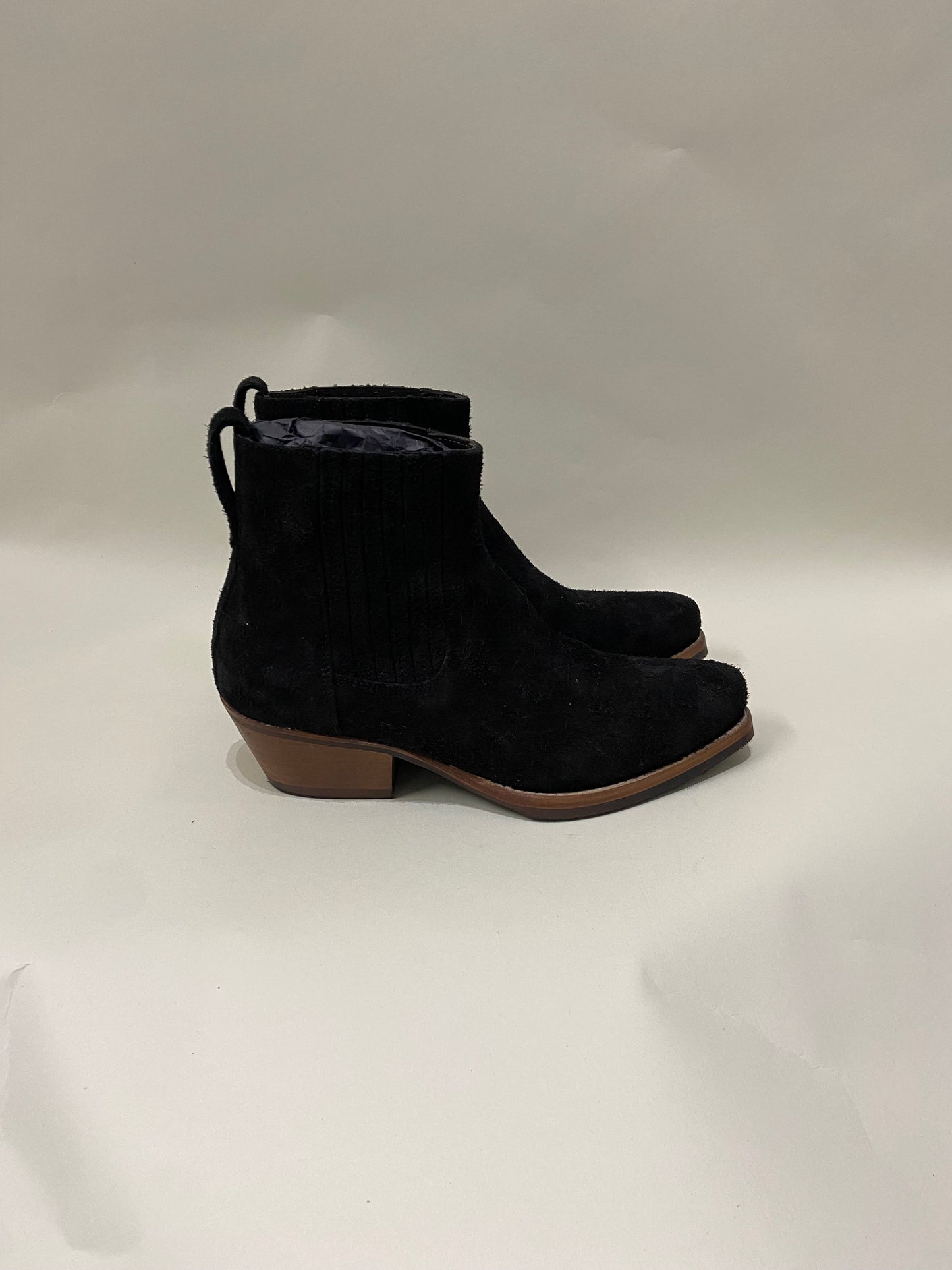 Our Lgeacy Black Hairy Suede Cuban Boots 7 M / 8.5 W