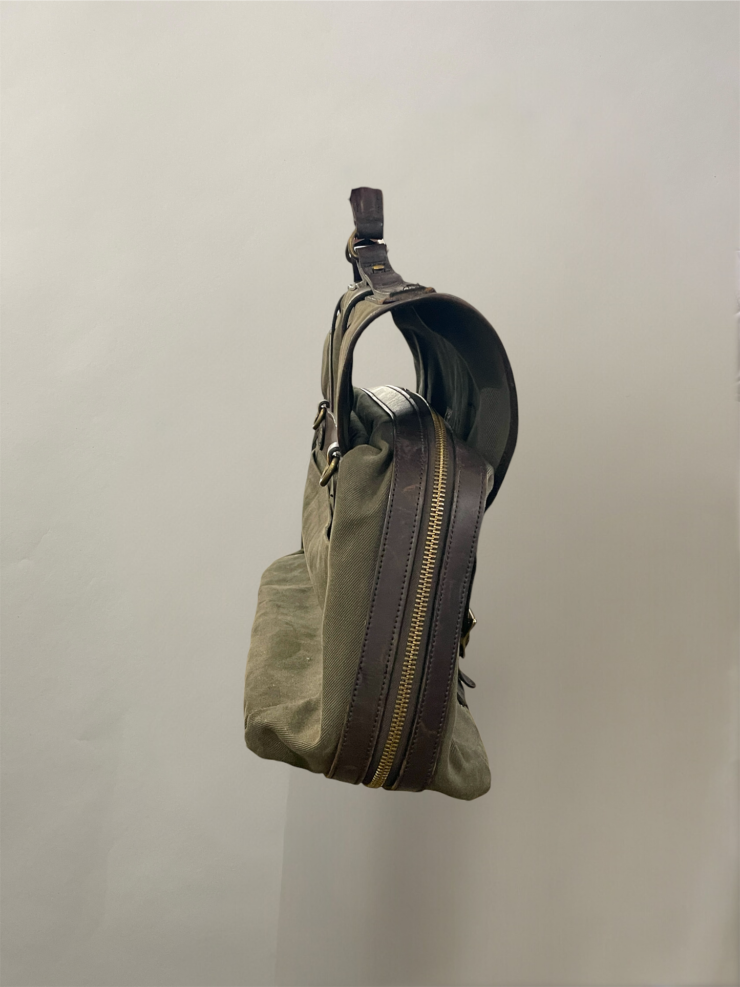 Filson Otter Green Canvas Twill Style 242 Carry On Bag