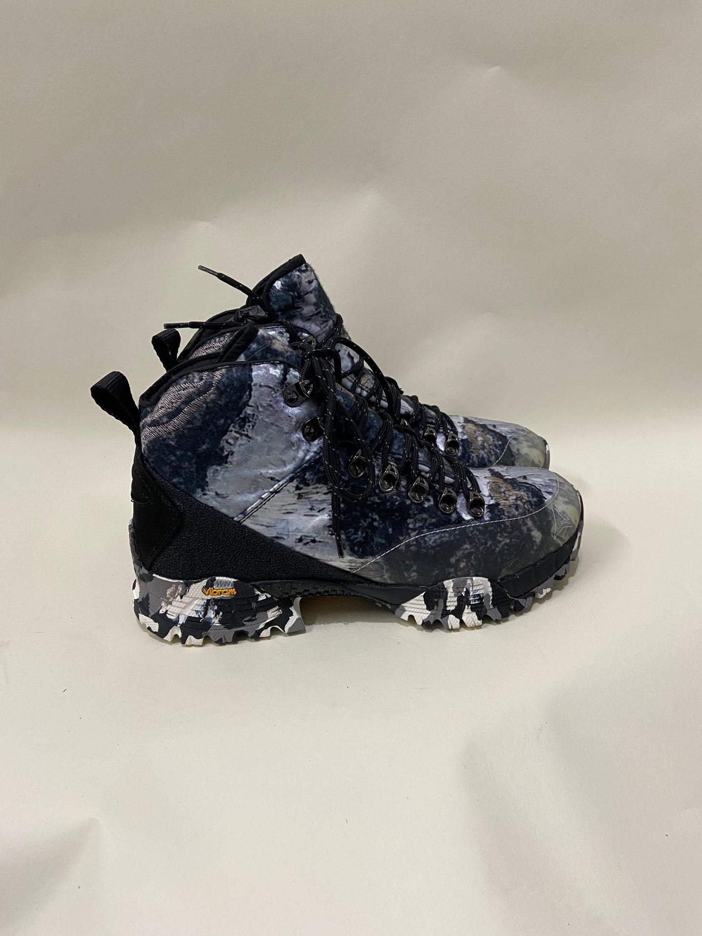 ROA Multicolour Camo Andreas Hiking Boots 7 M / 8.5 W