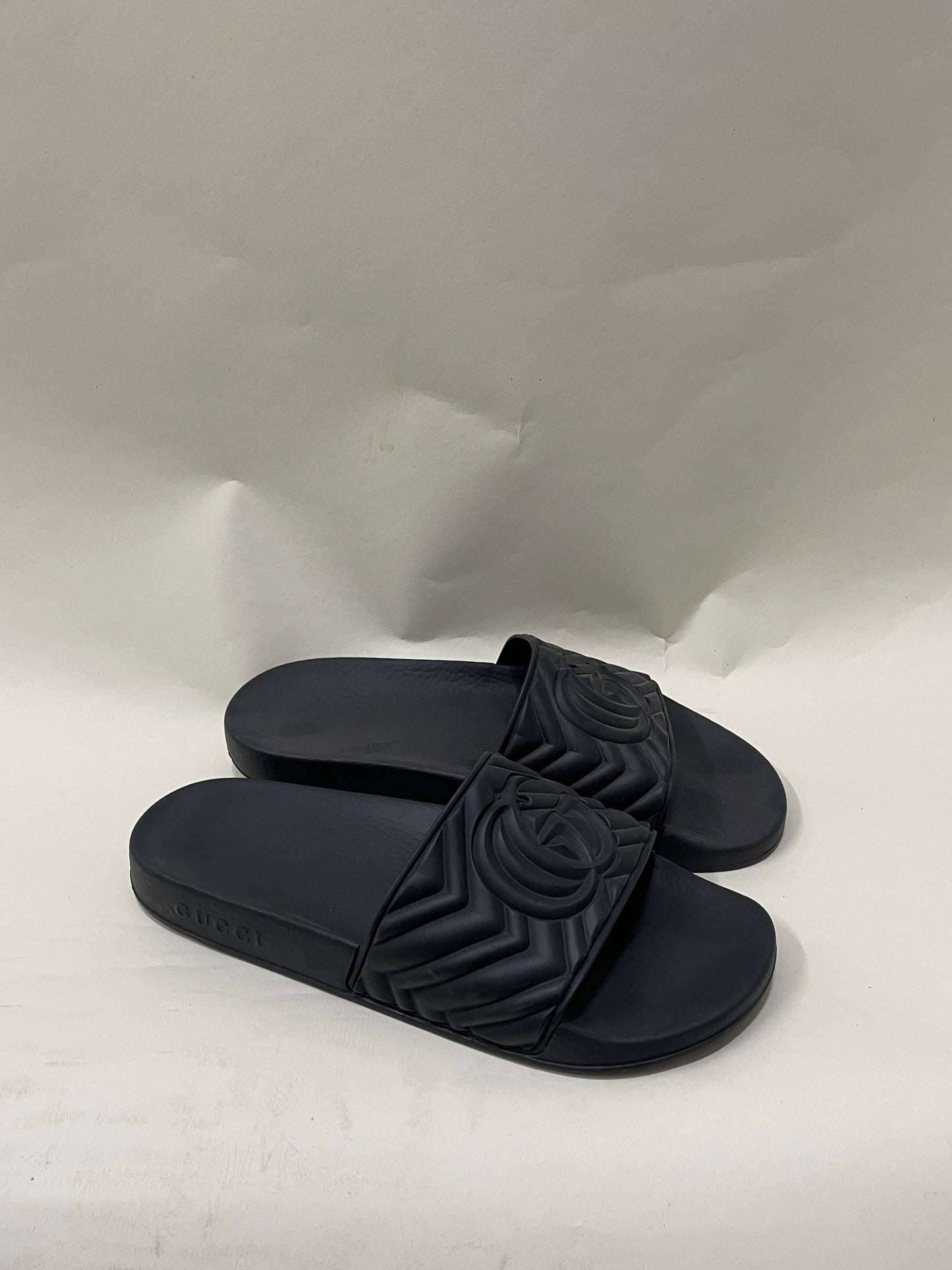 Gucci Black GG Logo Rubber Slides 9 M / 10.5 W