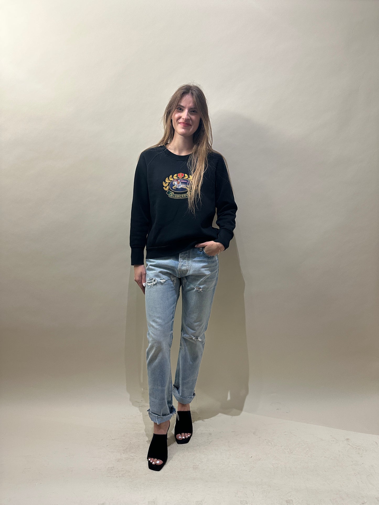 Burberry Black Raglan Sleeve Crest Logo Crewneck Sweatshirt Medium - M